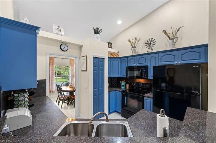 4450  12th SE AVE, Naples, FL 34117