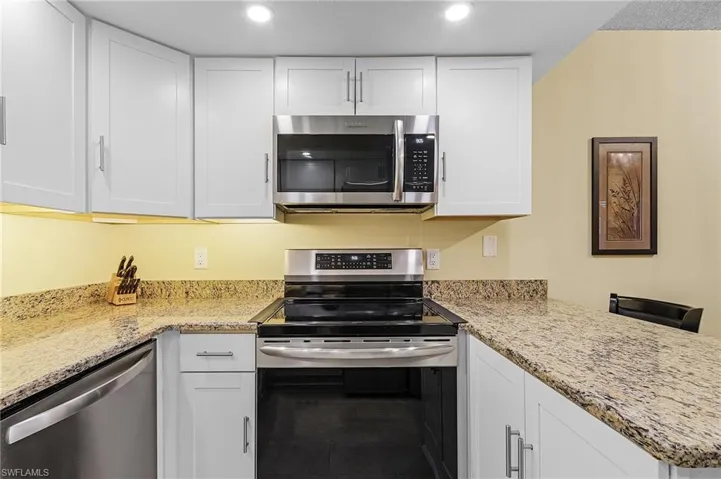 13256  Broadhurst  LOOP, Fort Myers, FL 33919