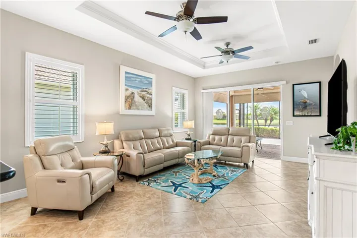 10423 Materita Dr, Fort Myers, Florida 33913