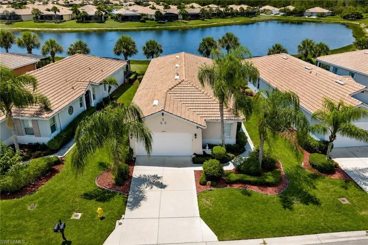 10423 Materita Dr, Fort Myers, Florida 33913