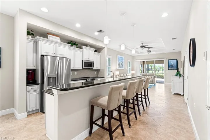 10423 Materita Dr, Fort Myers, Florida 33913