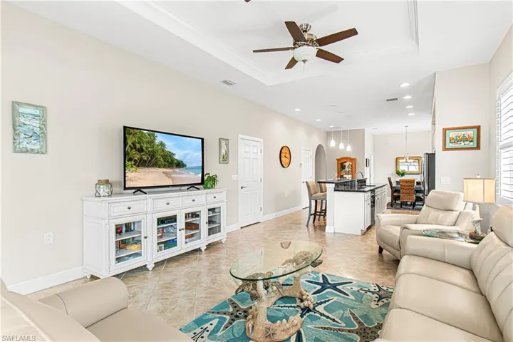 10423 Materita Dr, Fort Myers, Florida 33913