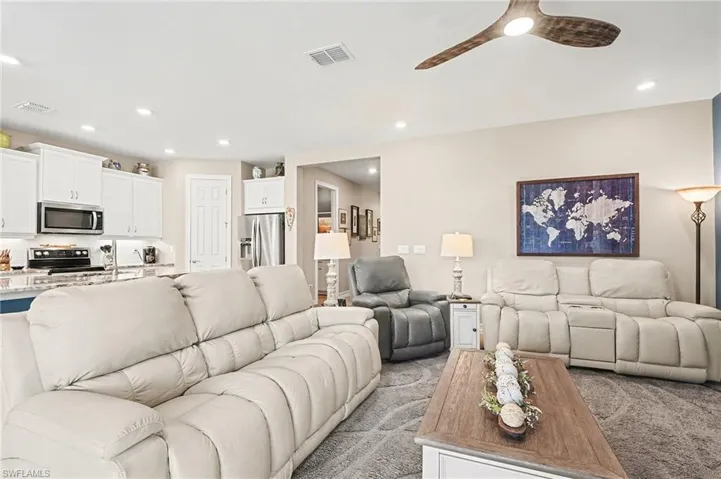 3816 Crosswater Dr, North Fort Myers, Florida 33917