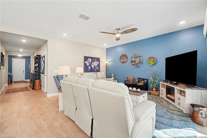 3816 Crosswater Dr, North Fort Myers, Florida 33917