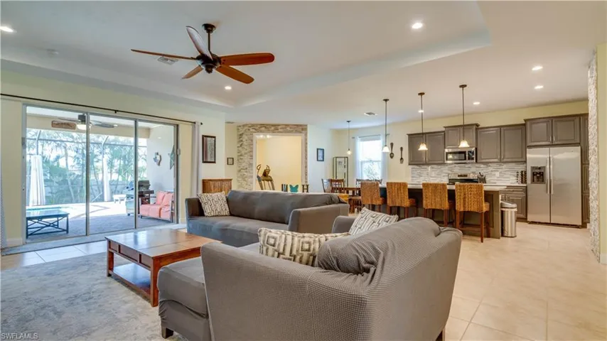 2541 SW 32nd  LN, Cape Coral, FL 33914