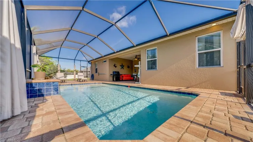 2541 SW 32nd  LN, Cape Coral, FL 33914