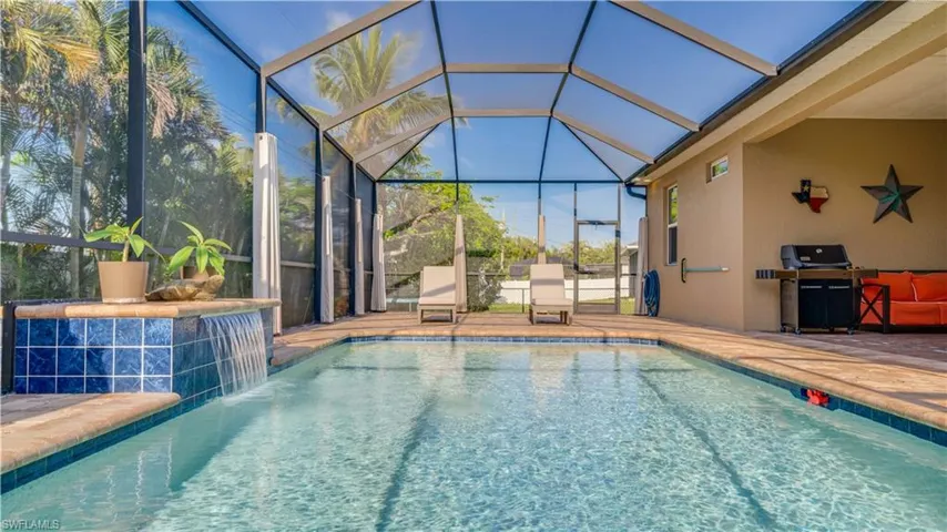 2541 SW 32nd  LN, Cape Coral, FL 33914
