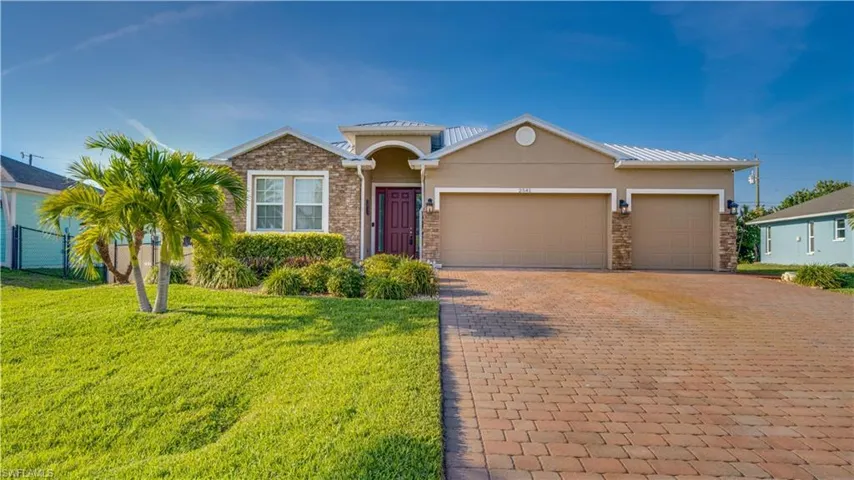 2541 SW 32nd  LN, Cape Coral, FL 33914