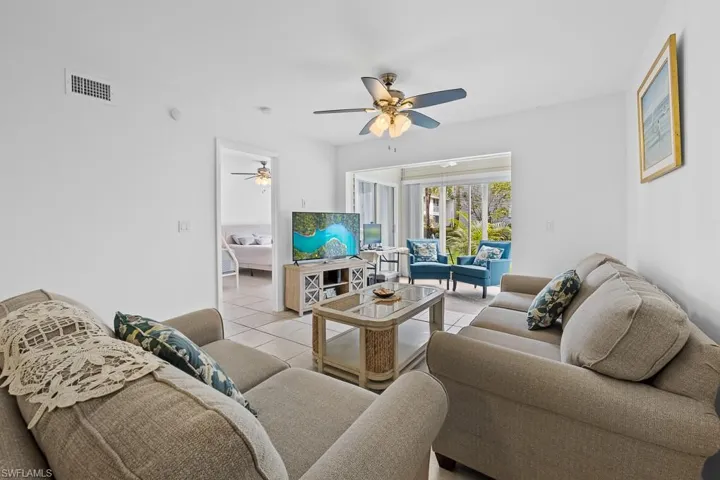 1895 Courtyard WAY # 101, NAPLES FL 34112