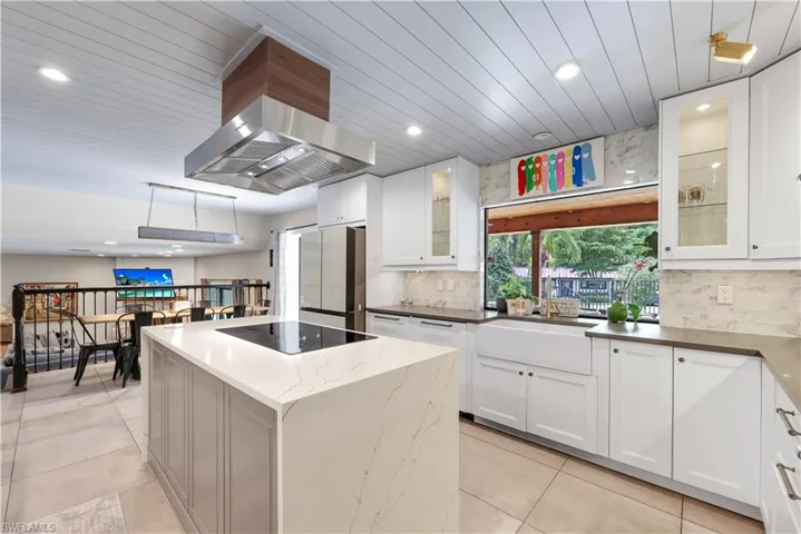 6100 Dogwood Way, Naples, Florida 34116
