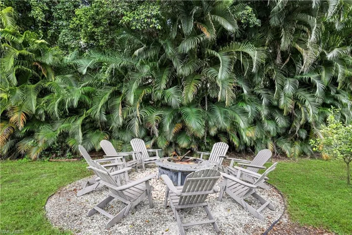 6100 Dogwood Way, Naples, Florida 34116