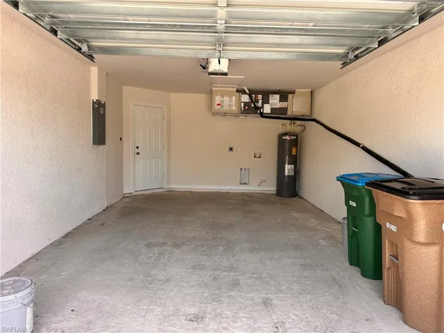 526-528 Se 4th Ter Se 4th Ter, Cape Coral, Florida 33990