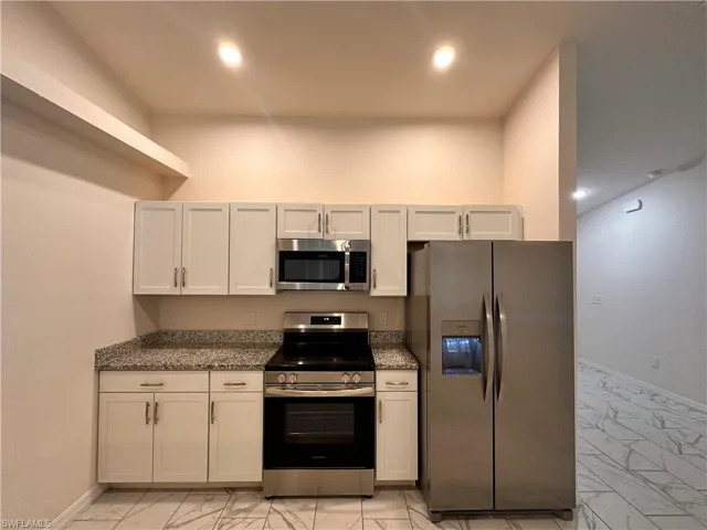 526-528 Se 4th Ter Se 4th Ter, Cape Coral, Florida 33990