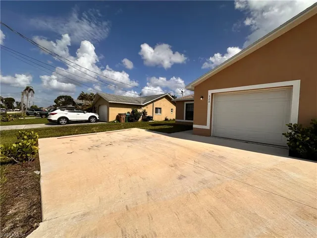 526-528 Se 4th Ter Se 4th Ter, Cape Coral, Florida 33990