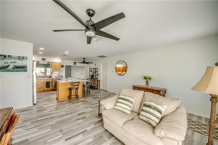 445 Donora Blvd, Fort Myers Beach, Florida 33931