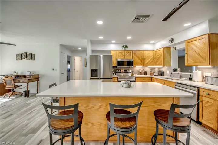 445 Donora Blvd, Fort Myers Beach, Florida 33931
