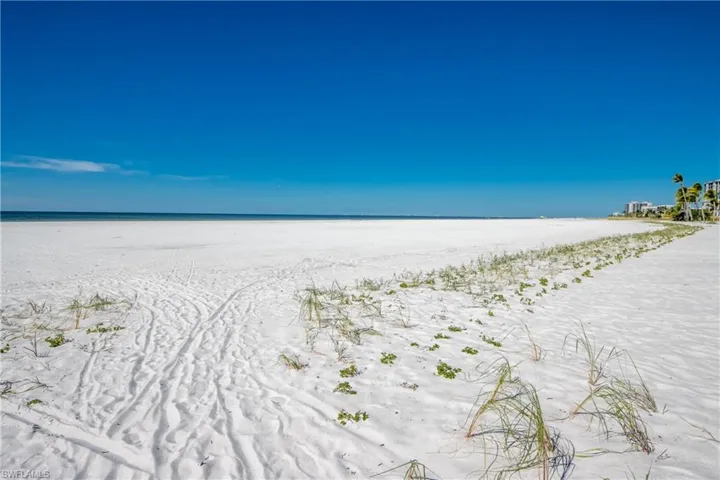 445 Donora Blvd, Fort Myers Beach, Florida 33931
