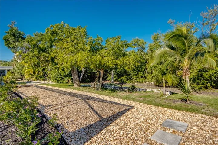 445 Donora Blvd, Fort Myers Beach, Florida 33931