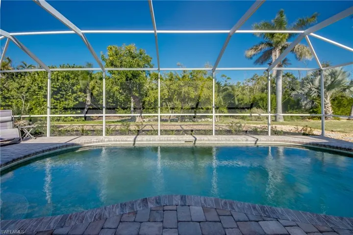 445 Donora Blvd, Fort Myers Beach, Florida 33931