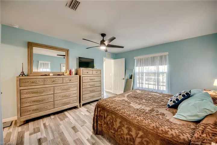 445 Donora Blvd, Fort Myers Beach, Florida 33931