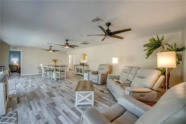 445 Donora Blvd, Fort Myers Beach, Florida 33931