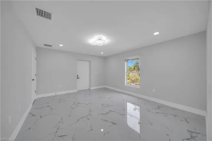 3104  43rd W ST, Lehigh Acres, FL 33971