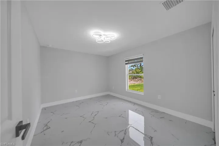 3104  43rd W ST, Lehigh Acres, FL 33971
