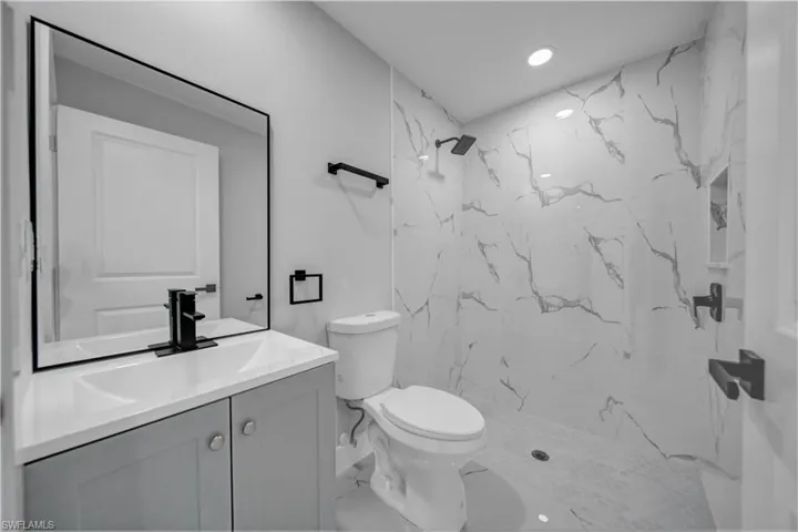 3104  43rd W ST, Lehigh Acres, FL 33971