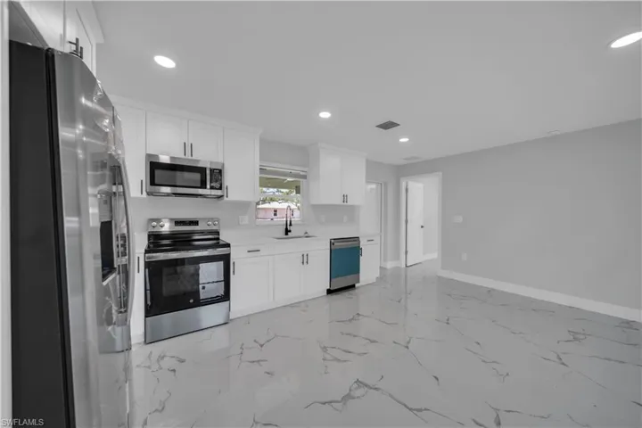 3104  43rd W ST, Lehigh Acres, FL 33971
