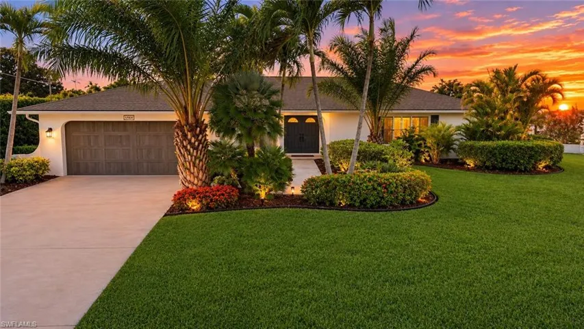 5964 Baker Ct, Fort Myers, Florida 33919