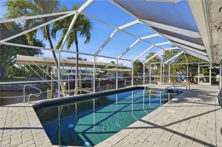5964 Baker Ct, Fort Myers, Florida 33919