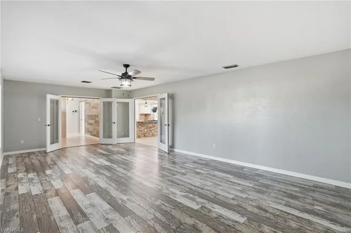Bonus Room/Den