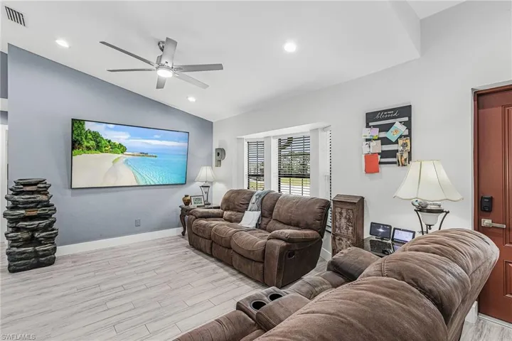 4176 Nw 39th Pl, Cape Coral, Florida 33993