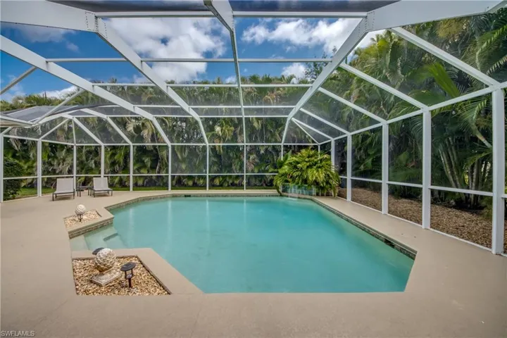 2301 Sw 28th Ln, Cape Coral, Florida 33914