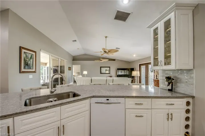 2301 Sw 28th Ln, Cape Coral, Florida 33914