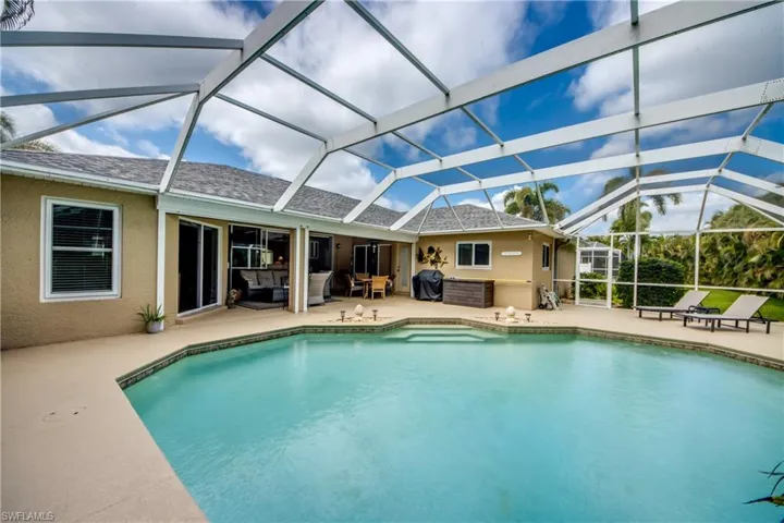 2301 Sw 28th Ln, Cape Coral, Florida 33914