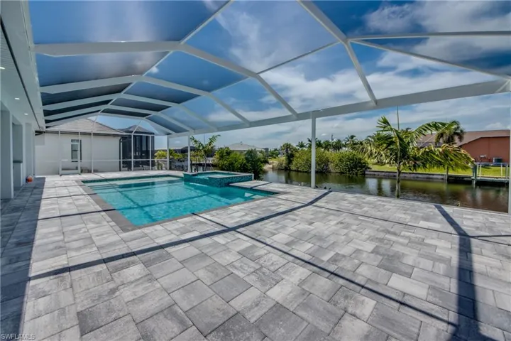 3316 Nw 6th St, Cape Coral, Florida 33993