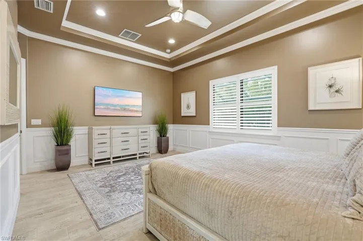 8961 Bahama Swallow Way, Naples, Florida 34120