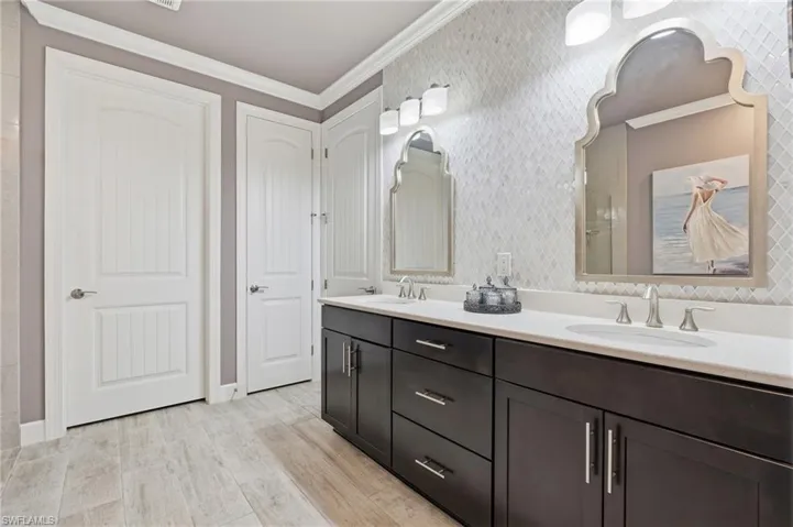 8961 Bahama Swallow Way, Naples, Florida 34120