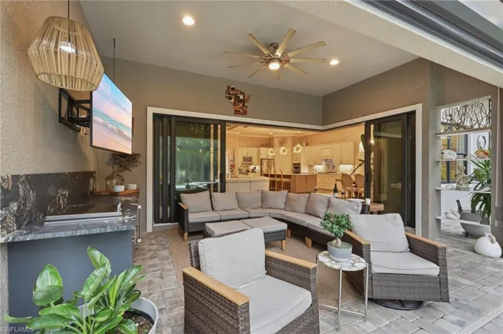 8961 Bahama Swallow Way, Naples, Florida 34120