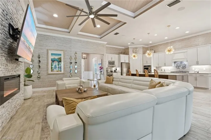 8961 Bahama Swallow Way, Naples, Florida 34120