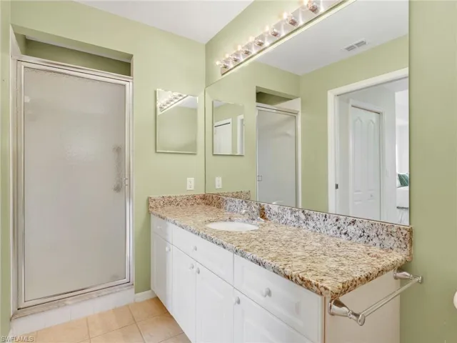 10449 Washingtonia Palm Way 3221, Fort Myers, Florida 33966