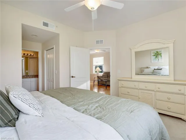10449 Washingtonia Palm Way 3221, Fort Myers, Florida 33966