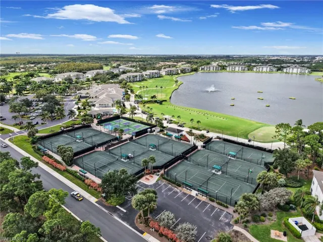 10449 Washingtonia Palm Way 3221, Fort Myers, Florida 33966