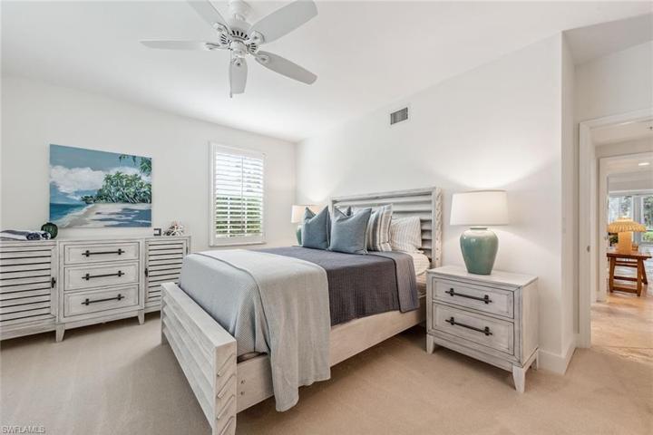 782 Eagle Creek DR # 101, NAPLES FL 34113