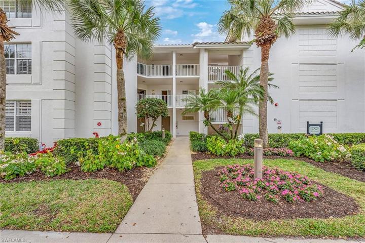 782 Eagle Creek DR # 101, NAPLES FL 34113