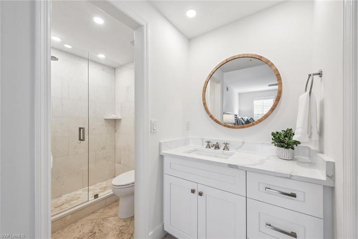 782 Eagle Creek DR # 101, NAPLES FL 34113