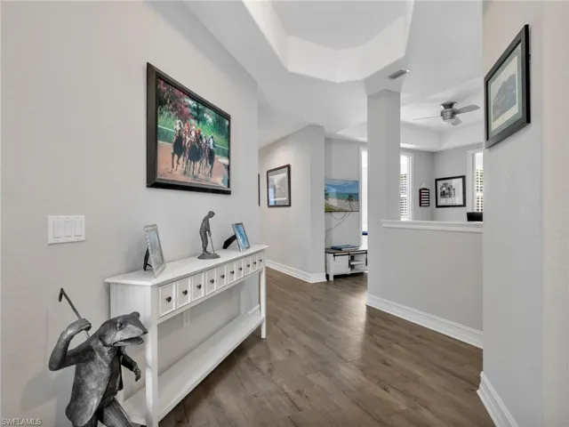 4758 Stratford Ct 1302, Naples, Florida 34105