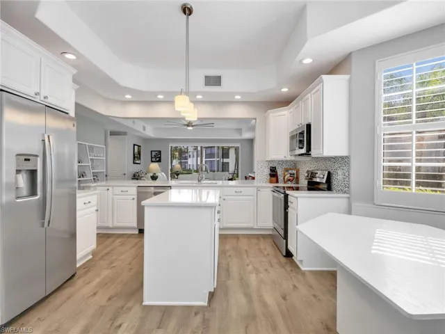 Breakfast Bar Area