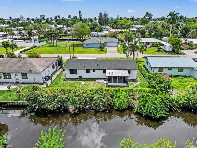 73 Cardinal Dr, North Fort Myers, Florida 33917